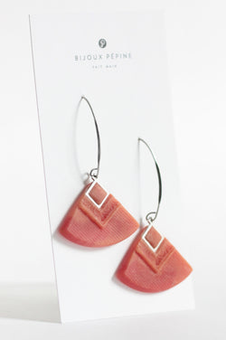 Cléopâtre handmade statement earrings, in coral red resin and hypoallergenic stainless steel