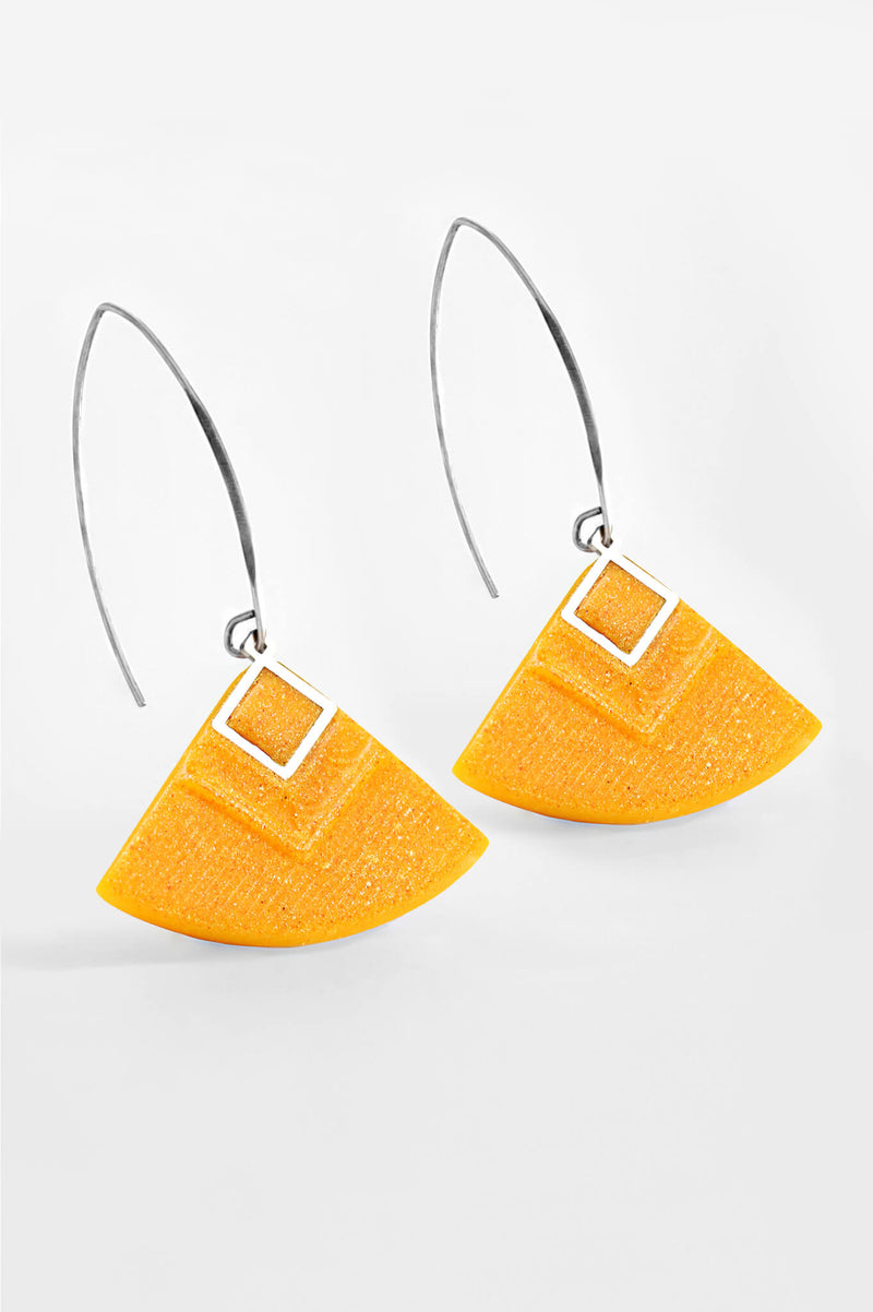 Cléopâtre handmade statement earrings, in golden-yellow resin and hypoallergenic stainless steel