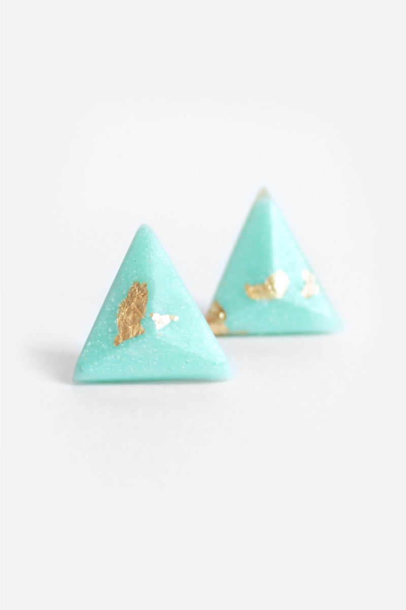Bijoux Pépine's hypoallergenic Pyramide triangle shape studs in green mint with sustainable resin and 24 carats gold leaf