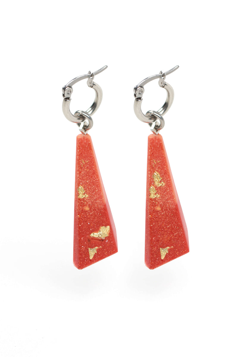 Moune hoops earrings in stainless steel hypoallergenic metal with 24 carats gold leaf and red coral color