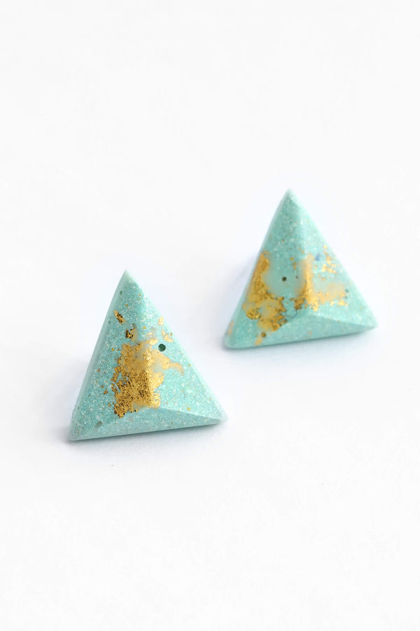 Boucles d'oreilles triangulaires Pyramide