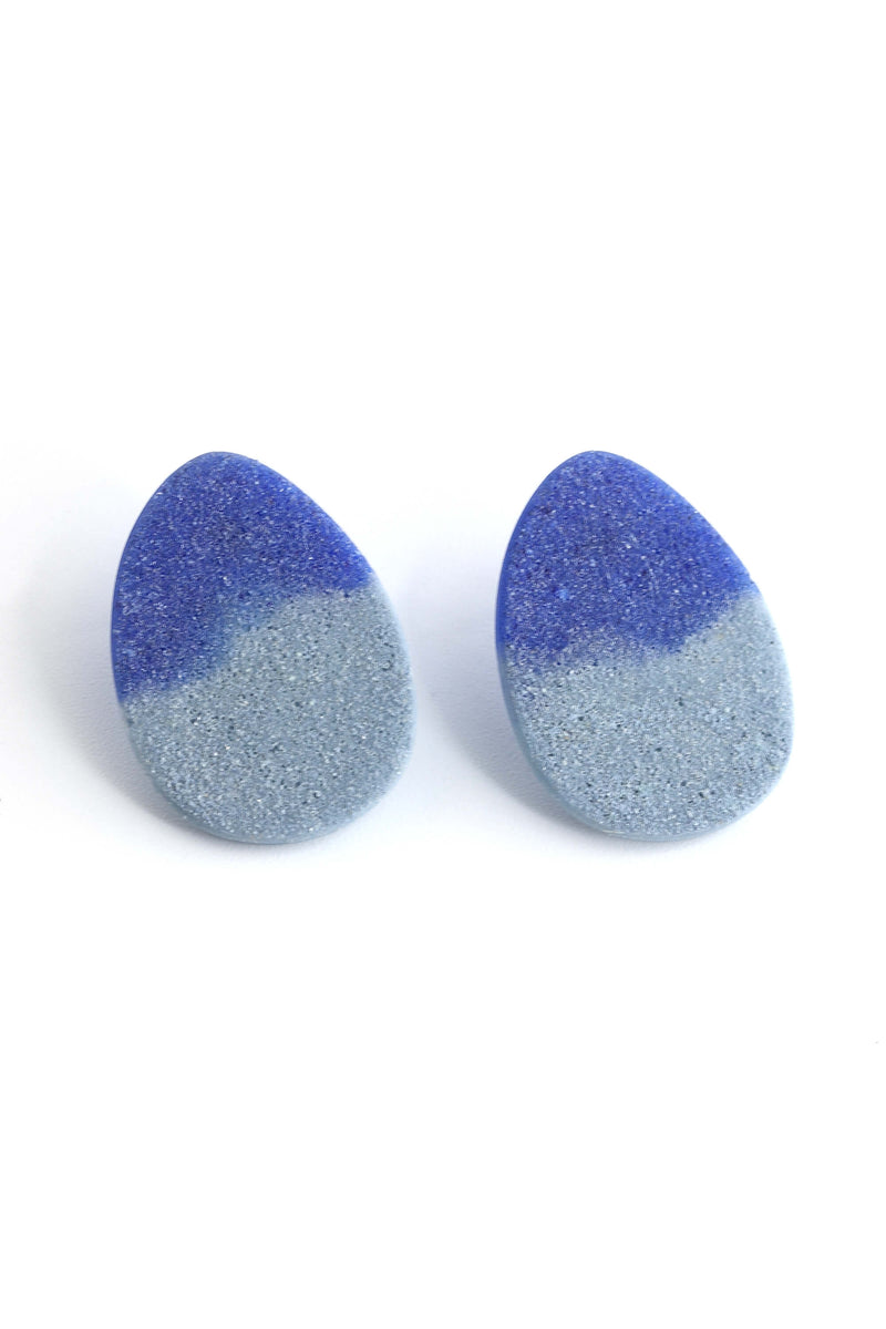 Sangatte, hypoallergenic studs sparkling studs in blue indigo color sustainable resin