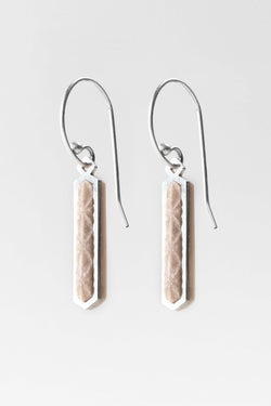 Solstice earrings in beige color sustainable resin and hypoallergenic stainless steel hook, handmade process